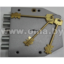 Замок гаражный ЗГС -04 левый с усиленным засовом без защелки с приводом