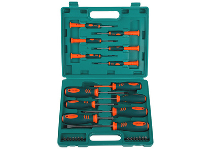 Набор отверток 28пр. пластиковый кейс Sturm! 1040-02-SS3