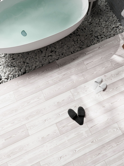 Ламинат EGGER Aqua Сосна Кацхи белая EHL212 33кл 4V 1292х193х8мм S=0,24936